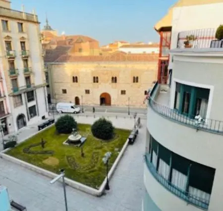 Duplex Palacio De Los Momos Apartment
